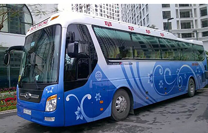 Xe du lich Hoa Trung