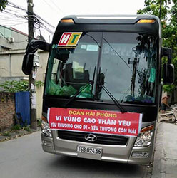 Hoa Trung vì vùng cao thân yêu